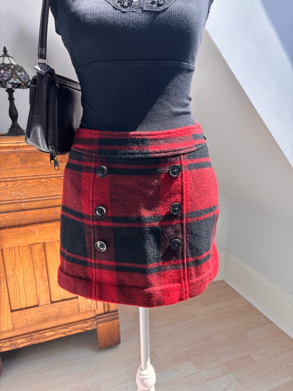 Gap Plaid Mini Skirt ❤️🖤